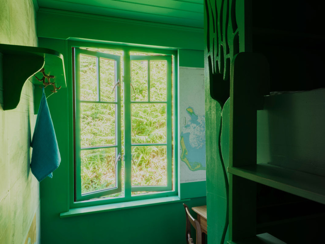 CH---cabin-interior--4