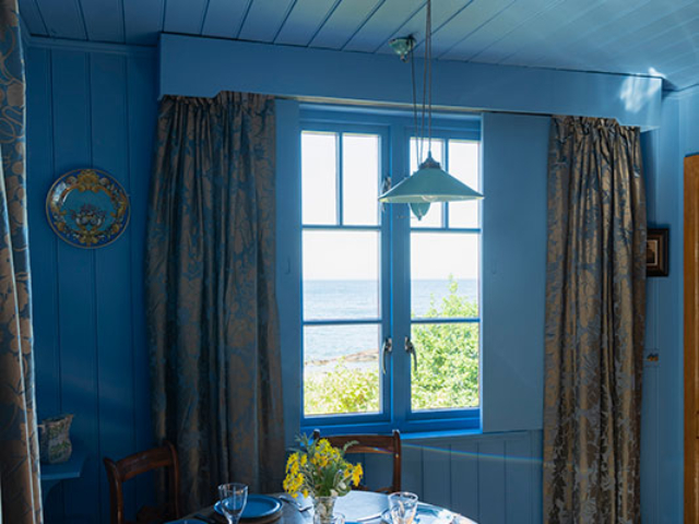 CH---cabin-interior--5